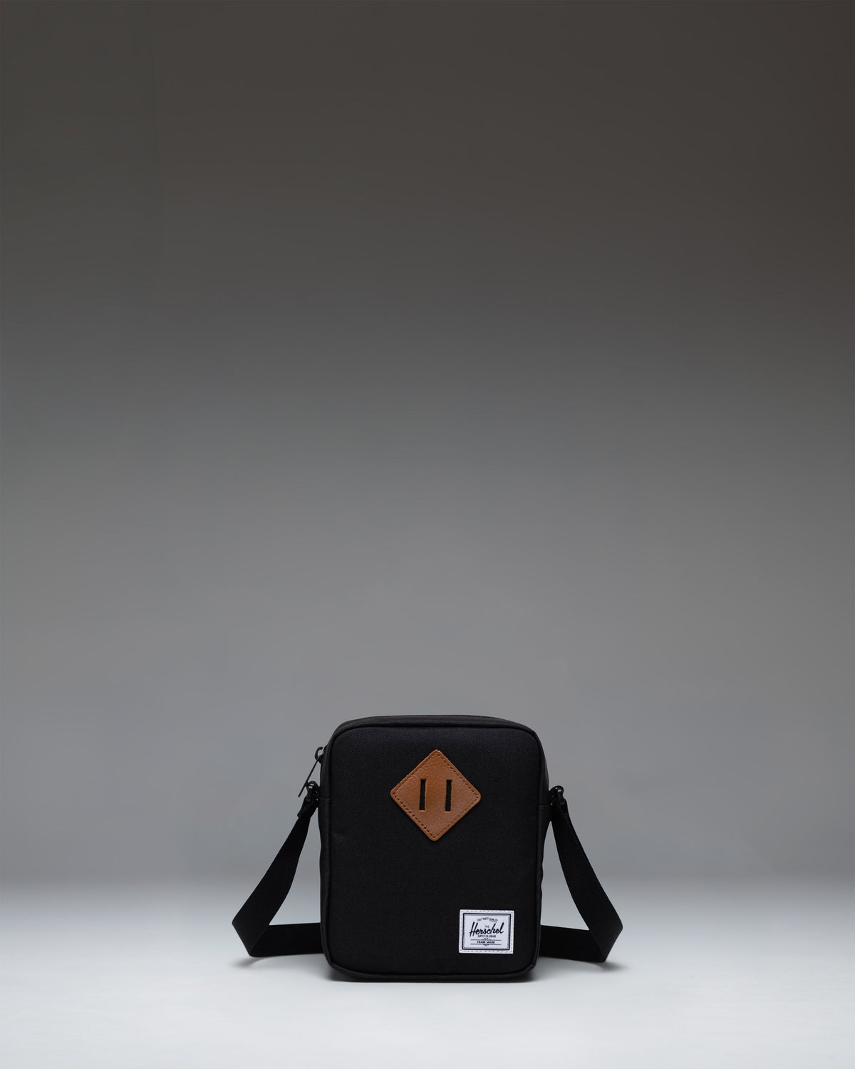 Heritage Crossbody M4