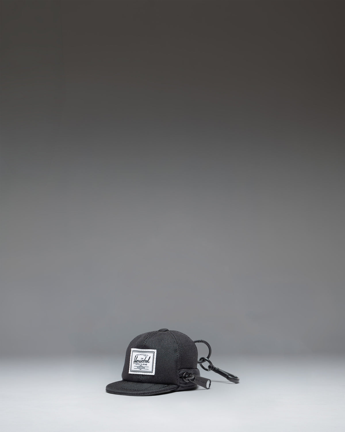 Sylas Classic Cap Bag Charm T9