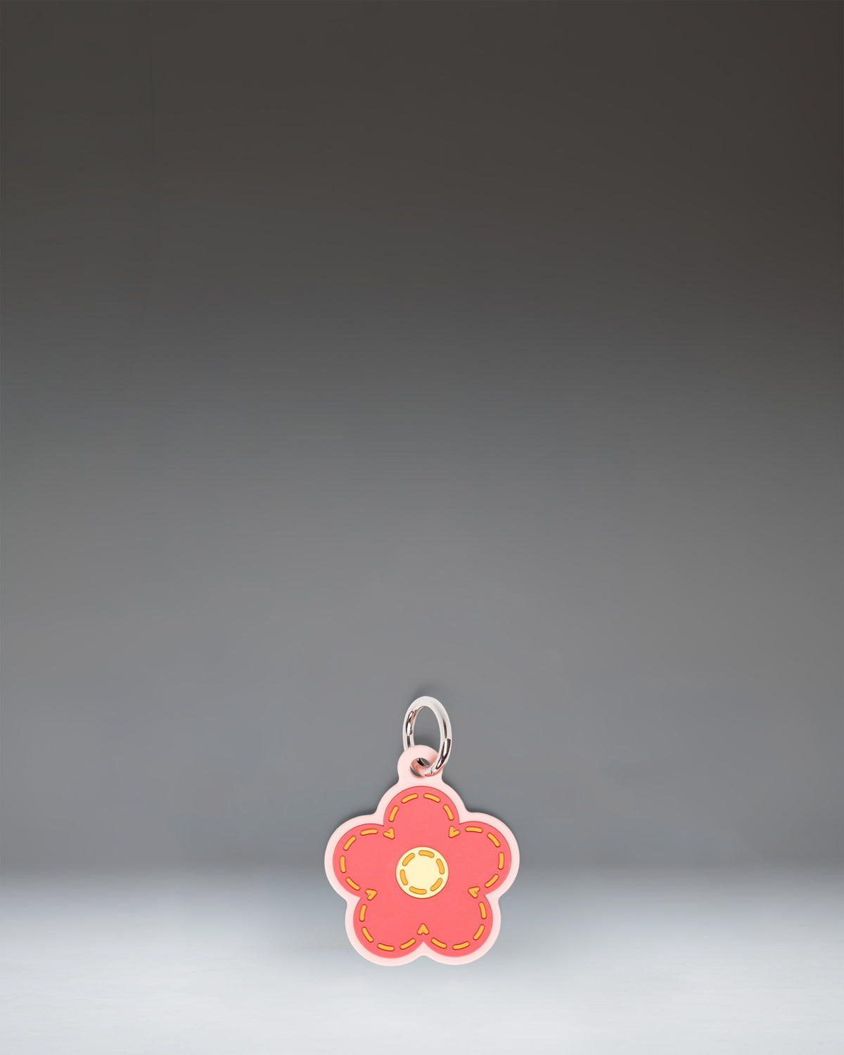 Daisy Bag Charm J0