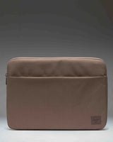 Denman Sleeve 15-16 Inch Tech Z8